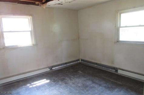 913 Briarcliff Avenue Maywood NJ 07607