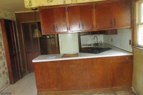 913 Briarcliff Avenue Maywood NJ 07607