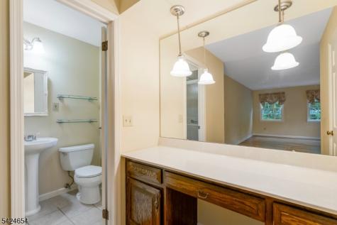 908 Sherwood Road Bridgewater NJ 08807