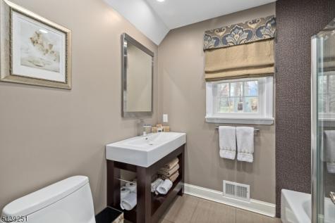 5 Sherwood Drive Watchung NJ 07069