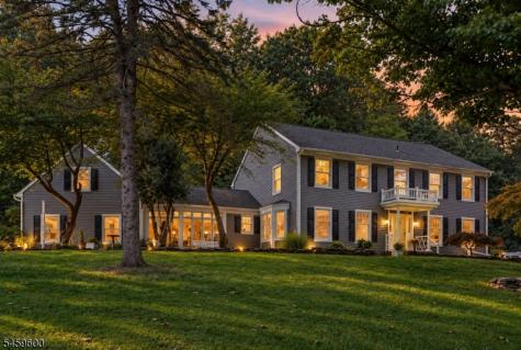 6 Fawn Ridge Road Clinton NJ 08833