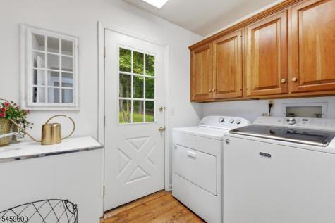 6 Fawn Ridge Road Clinton NJ 08833