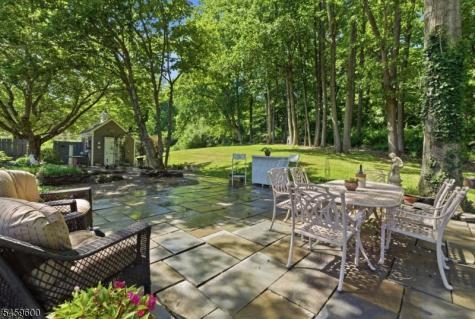 6 Fawn Ridge Road Clinton NJ 08833