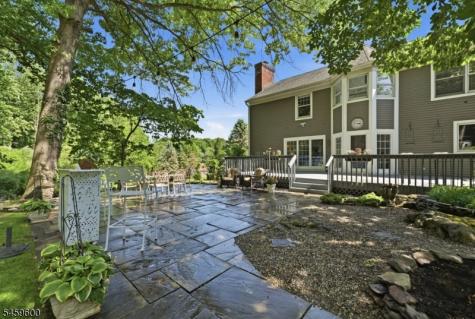 6 Fawn Ridge Road Clinton NJ 08833