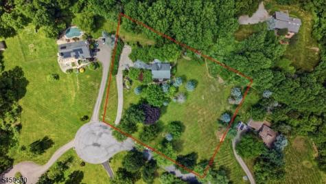 6 Fawn Ridge Road Clinton NJ 08833