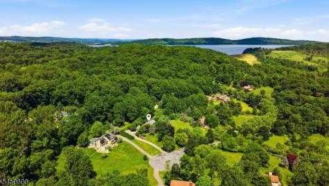 6 Fawn Ridge Road Clinton NJ 08833