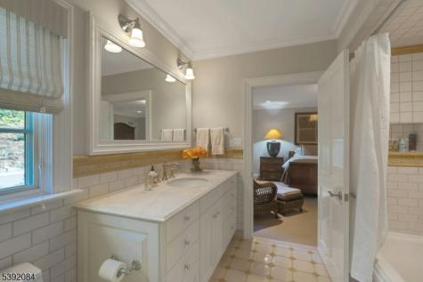 27 Hillside Avenue Millburn NJ 07078