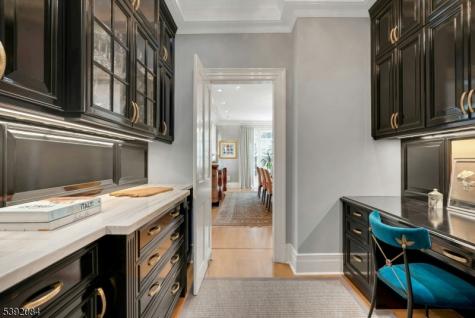 27 Hillside Avenue Millburn NJ 07078
