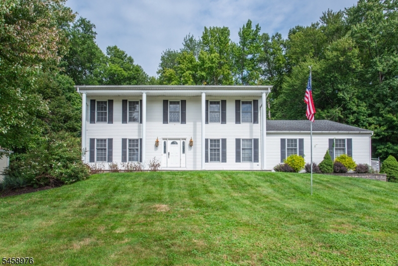 251 Big Piece Road Fairfield NJ 07004