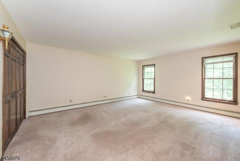 251 Big Piece Road Fairfield NJ 07004