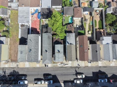 88 Komorn Street Newark NJ 07105