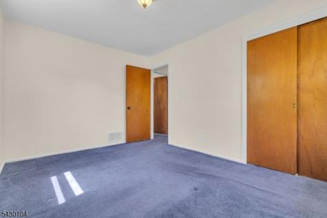 179 Valley View Road Hillside NJ 07205