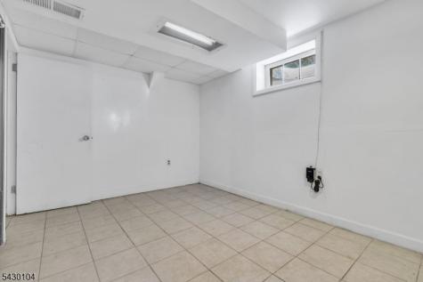 179 Valley View Road Hillside NJ 07205