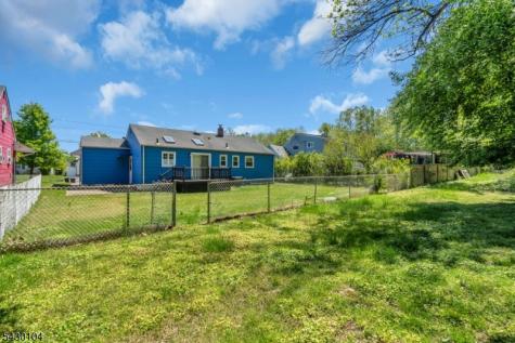 179 Valley View Road Hillside NJ 07205