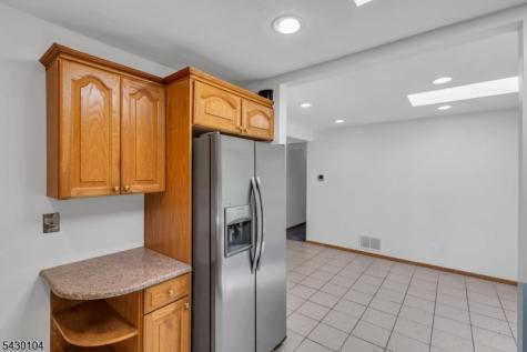 179 Valley View Road Hillside NJ 07205