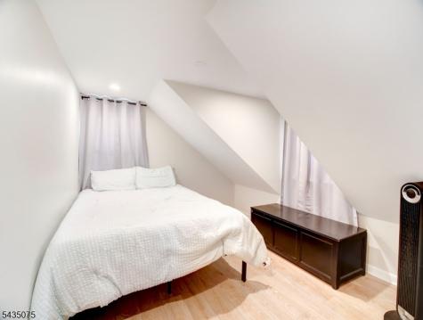 513 Quinton Avenue Kenilworth NJ 07033