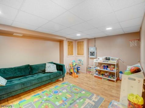 513 Quinton Avenue Kenilworth NJ 07033