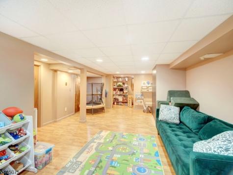513 Quinton Avenue Kenilworth NJ 07033