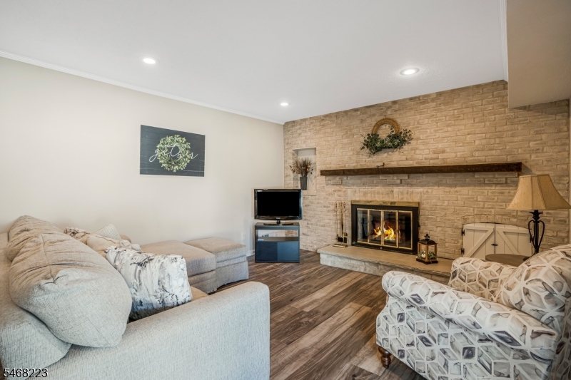 22 Dogwood Drive Middlesex NJ 08846