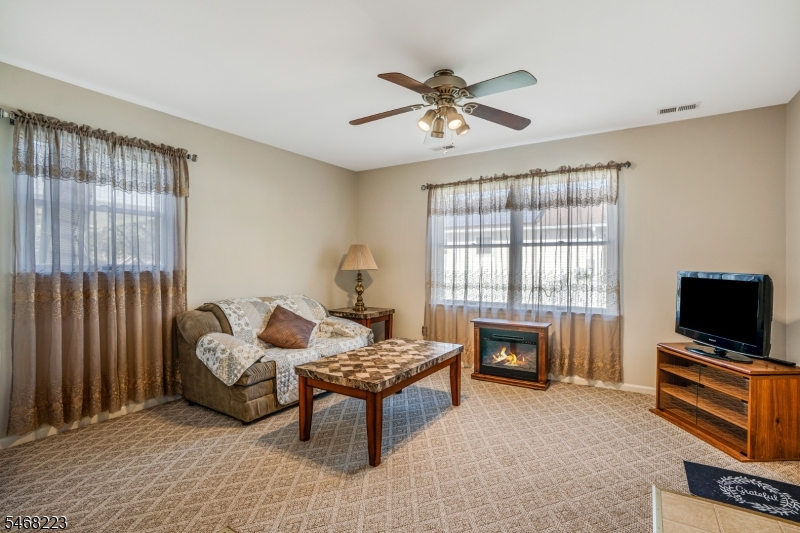 22 Dogwood Drive Middlesex NJ 08846