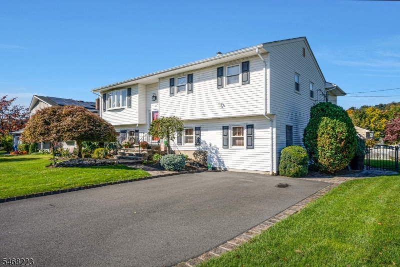 22 Dogwood Drive Middlesex NJ 08846