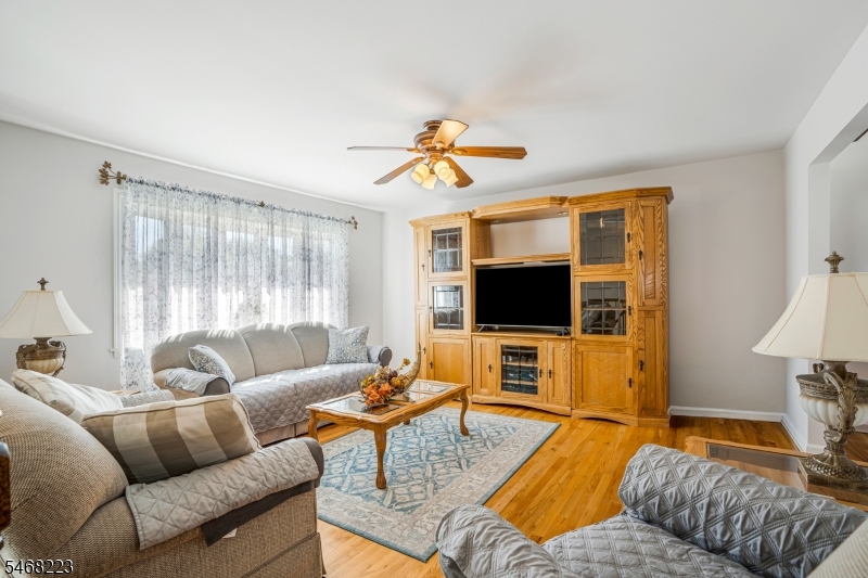22 Dogwood Drive Middlesex NJ 08846