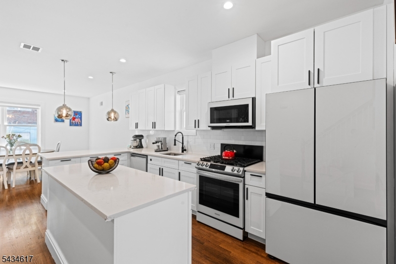 1603 71ST Street North Bergen NJ 07047