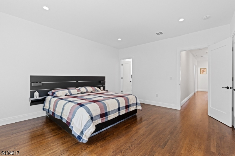 1603 71ST Street North Bergen NJ 07047
