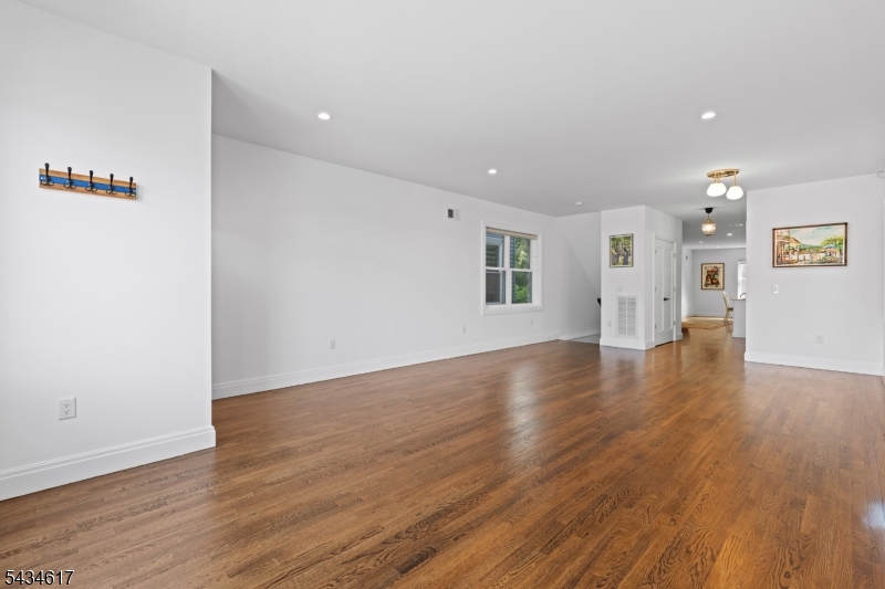 1603 71ST Street North Bergen NJ 07047