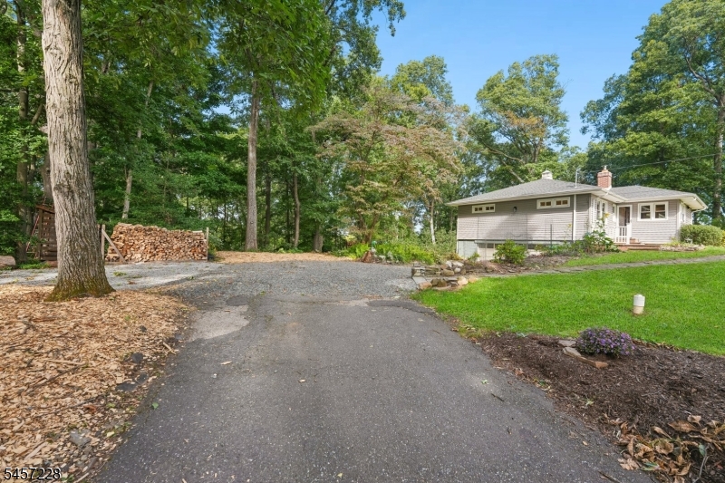 161 Spencer Road Bernards NJ 07920