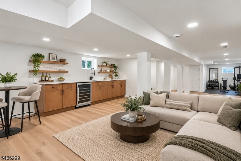 775 Chase Avenue Lyndhurst NJ 07071