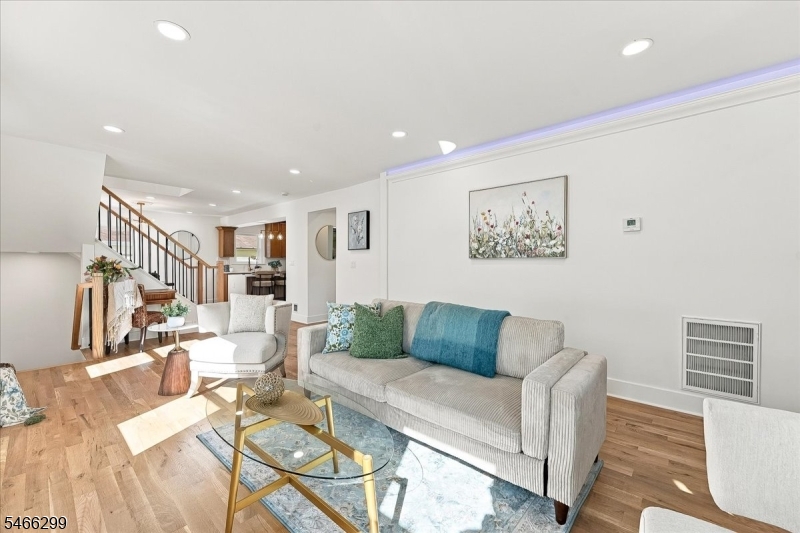 775 Chase Avenue Lyndhurst NJ 07071