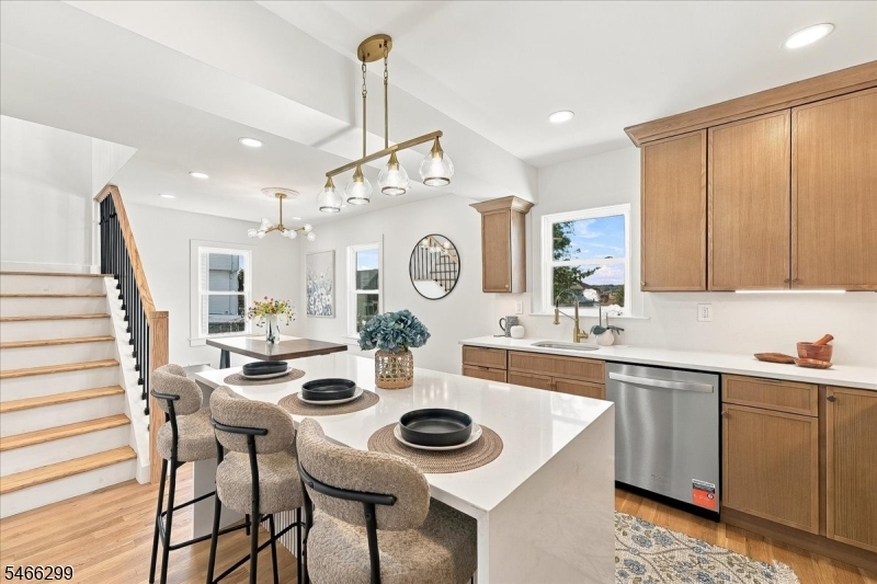 775 Chase Avenue Lyndhurst NJ 07071