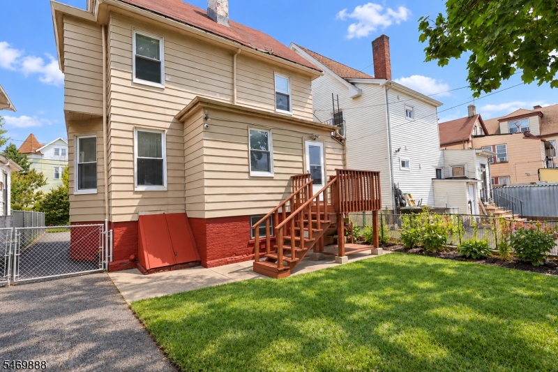 741 Highland Avenue Newark NJ 07104