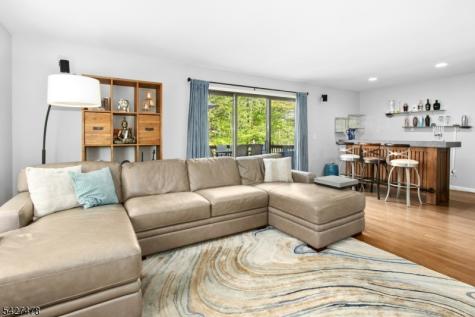 25 Ravenswood Lane Scotch Plains NJ 07076
