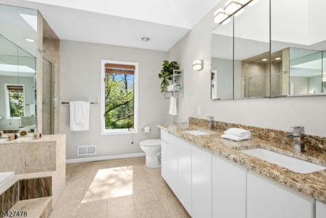25 Ravenswood Lane Scotch Plains NJ 07076