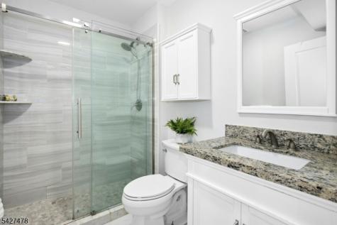 25 Ravenswood Lane Scotch Plains NJ 07076