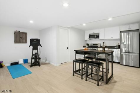 25 Ravenswood Lane Scotch Plains NJ 07076
