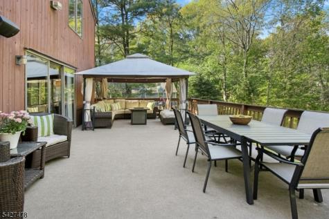 25 Ravenswood Lane Scotch Plains NJ 07076