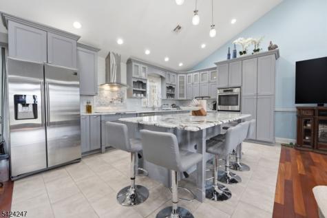 358 S Middlebush Road Franklin NJ 08873