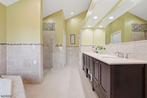 358 S Middlebush Road Franklin NJ 08873