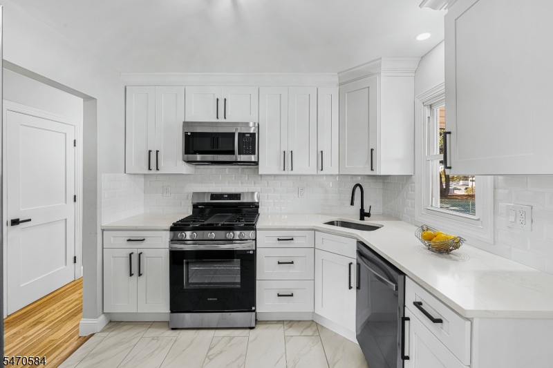 68 Elliot Place Edison NJ 08817
