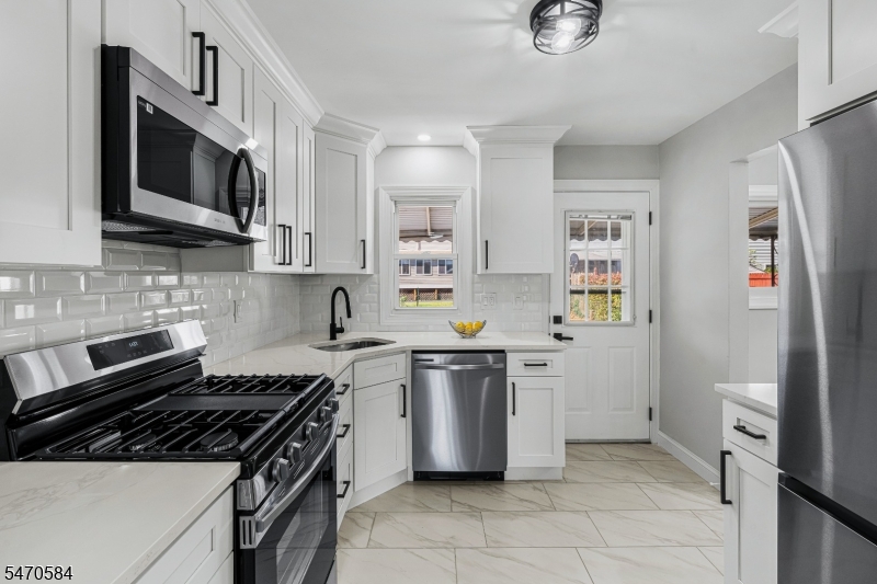 68 Elliot Place Edison NJ 08817