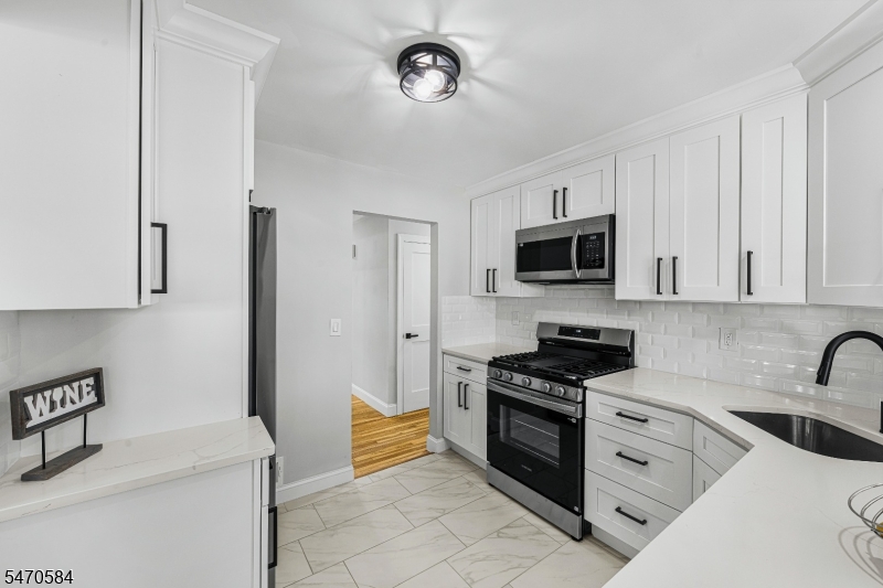 68 Elliot Place Edison NJ 08817