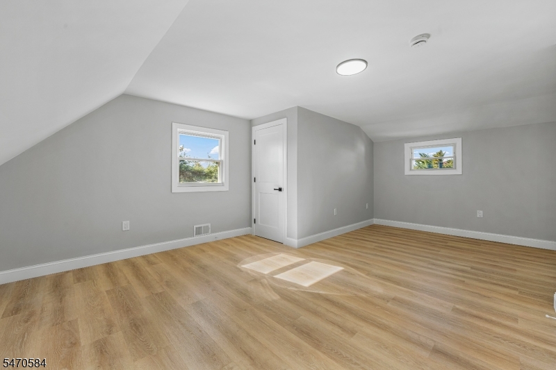 68 Elliot Place Edison NJ 08817