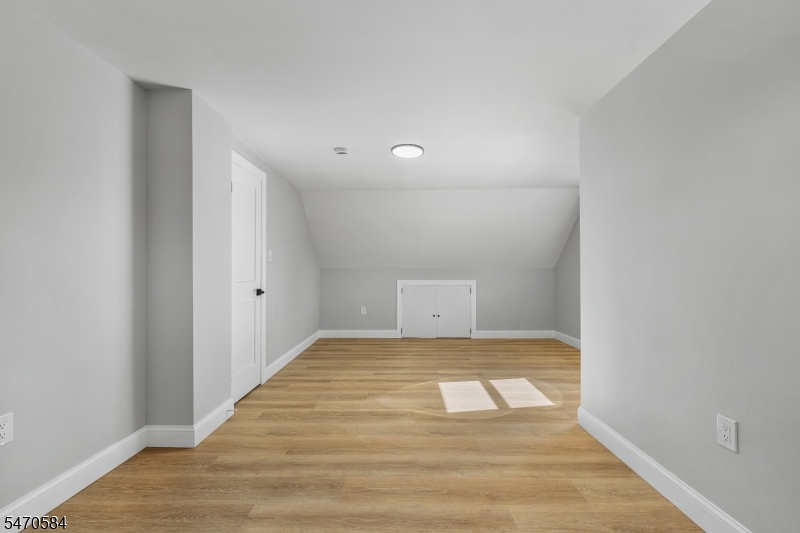 68 Elliot Place Edison NJ 08817