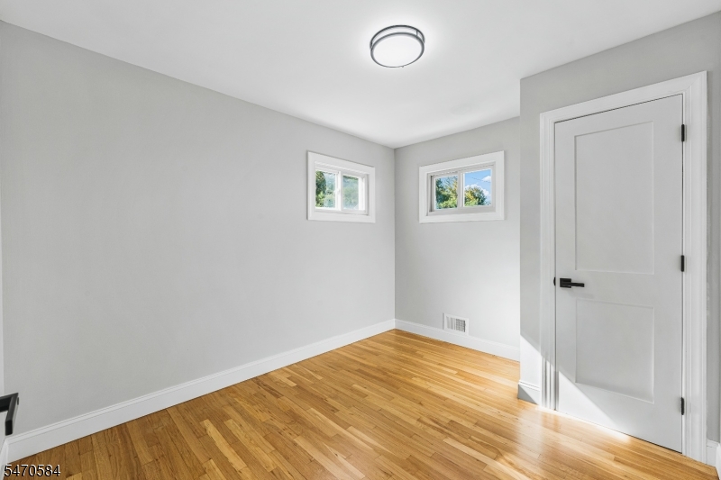 68 Elliot Place Edison NJ 08817