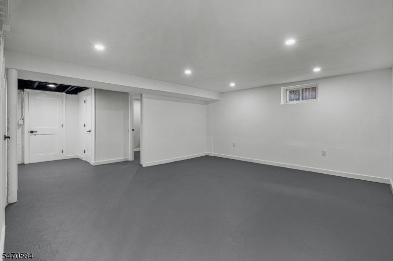 68 Elliot Place Edison NJ 08817