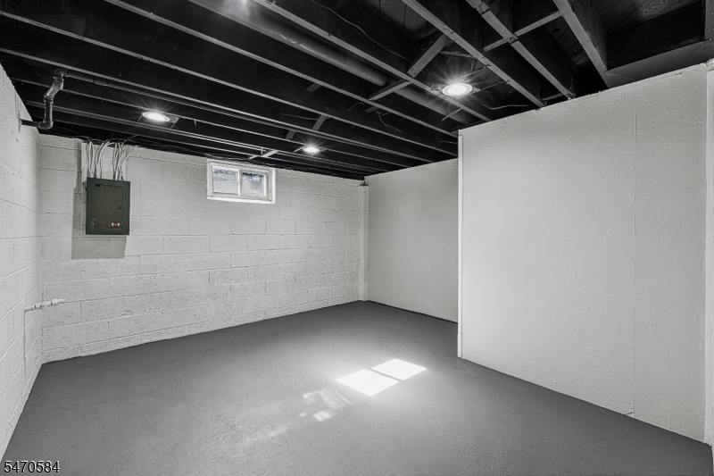 68 Elliot Place Edison NJ 08817