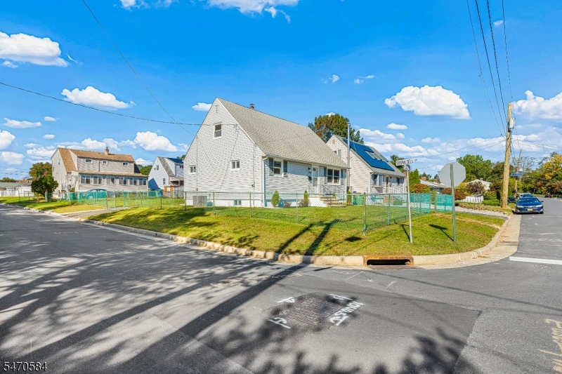68 Elliot Place Edison NJ 08817